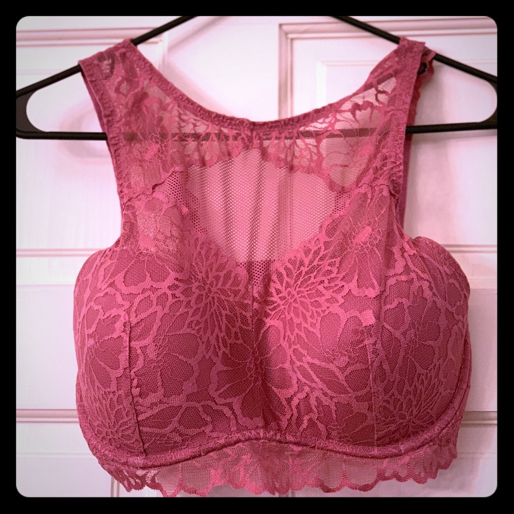 VS Pink high neck wired bralette 🌸